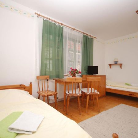 Hanacky Dvur Olomouc Bilik gambar