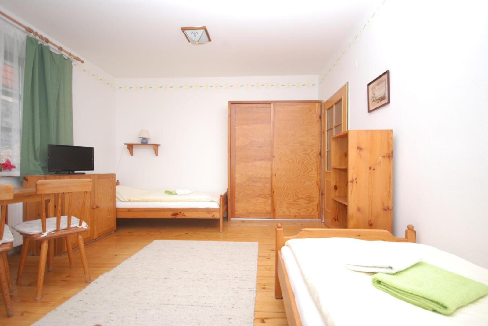 Hanacky Dvur Olomouc Bilik gambar