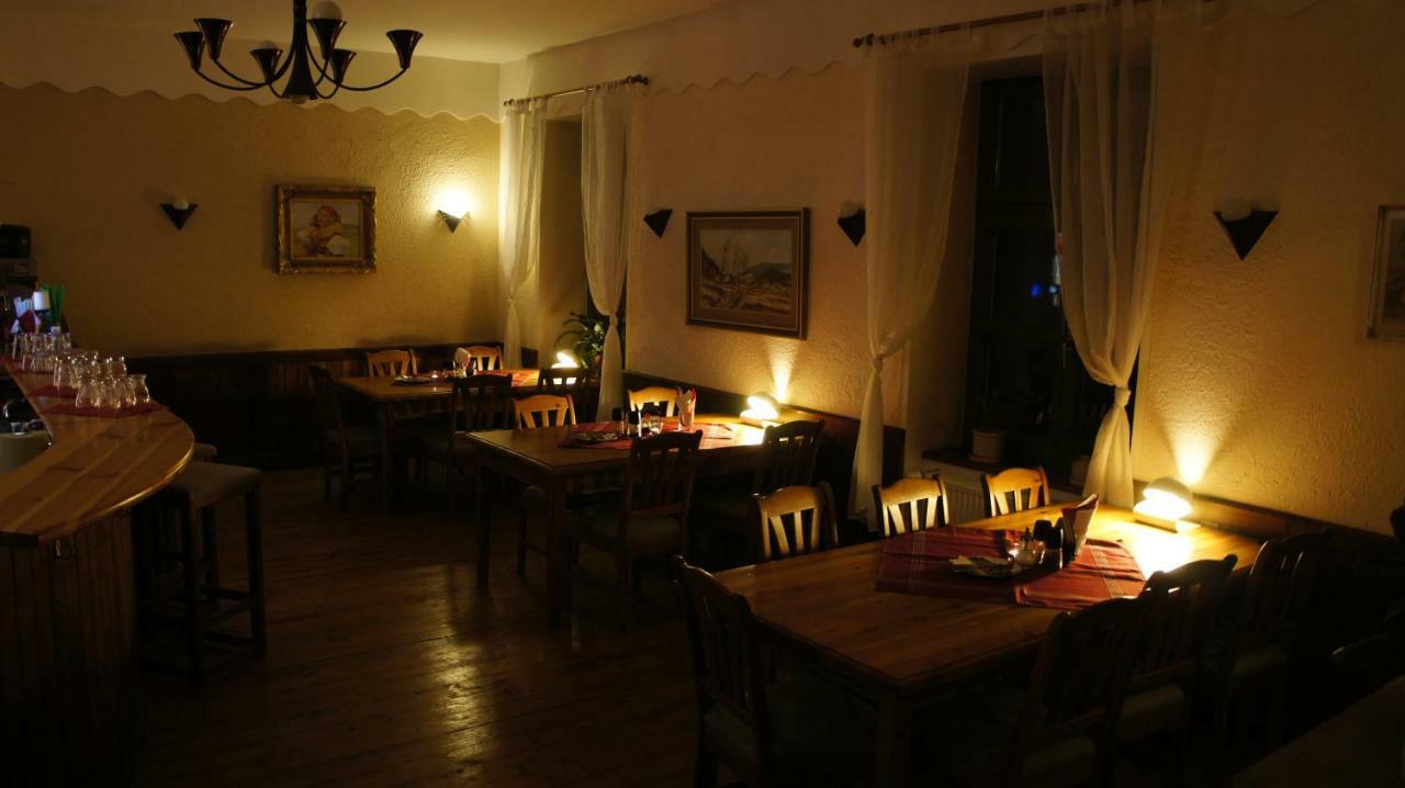 Hanacky Dvur Olomouc Luaran gambar